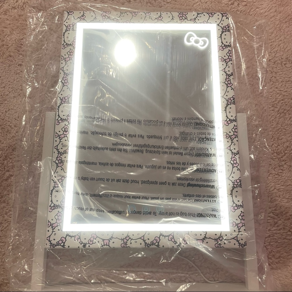 Impressions Hello Kitty Tri-Tone Makeup Mirror - Picture 4 of 8